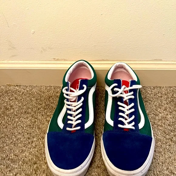 Size 10 “Yacht Club” van old skool - Picture 4 of 4